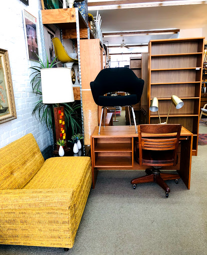 Used Furniture Store «Furniture Lounge», reviews and photos, 11 E University Ave, Champaign, IL 61820, USA