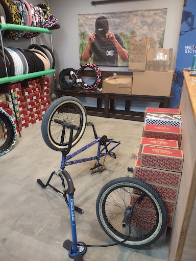 Bicycle Store «Kings Rideshop», reviews and photos, 73168 CA-111, Palm Desert, CA 92260, USA