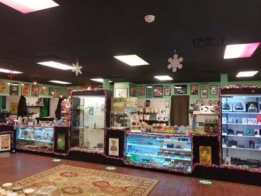 Tobacco Shop «BDT Smoke Shops», reviews and photos, 21640 John R Rd, Hazel Park, MI 48030, USA