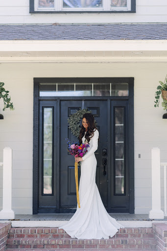 Dress Store «The White Closet Bridal Company», reviews and photos, 5915 Memorial Hwy #118, Tampa, FL 33615, USA