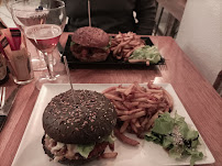 Plats et boissons du Restaurant La Case Burger à Saint-Étienne-de-Fontbellon - n°18