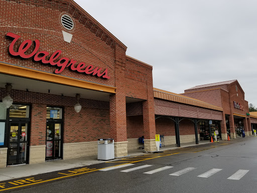 Walgreens, 148 W Central St, Natick, MA 01760, USA, 