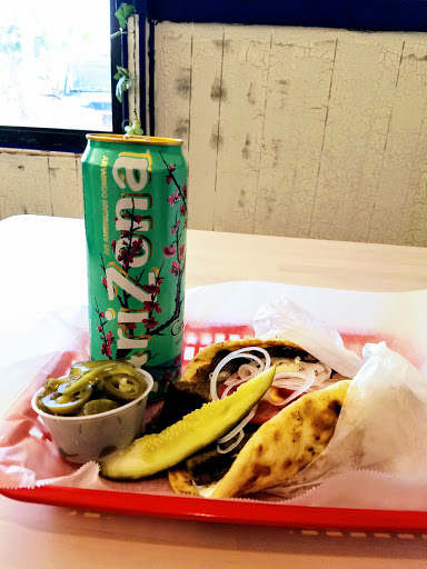 Produce Market «Pasadena Produce & Deli», reviews and photos, 6801 Gulfport Blvd S # 1, South Pasadena, FL 33707, USA