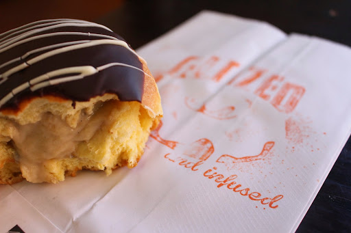 Donut Shop «Glazed and Infused», reviews and photos, 939 W Armitage Ave, Chicago, IL 60614, USA