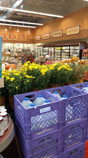 Natural Foods Store «Fresh Thyme Farmers Market- Fishers», reviews and photos, 11481 E 116th St, Fishers, IN 46037, USA