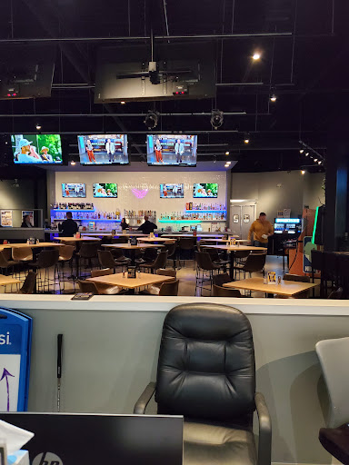 Shopping Mall «Valley Creek Mall», reviews and photos, 1750 Weir Dr, St Paul, MN 55125, USA