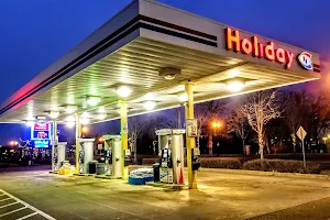 Holiday Stationstores image