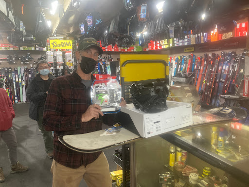 Ski Shop «BOBOS SKI BOARD PATIO», reviews and photos, 475 E Moana Ln, Reno, NV 89502, USA