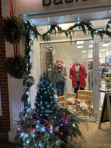 Clothing Store «Basics Clothing Co», reviews and photos, 24 Circuit Ave C, Oak Bluffs, MA 02557, USA