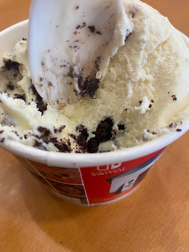 Ice Cream Shop «Cold Stone Creamery», reviews and photos, 114 W 47th St, Kansas City, MO 64112, USA