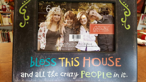 Book Store «Goodwill Bookstore and Donation Center», reviews and photos, 1760 W Foothill Blvd, Upland, CA 91786, USA