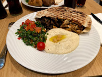 Houmous du Restaurant libanais Noura Parly 2 à Le Chesnay-Rocquencourt - n°4