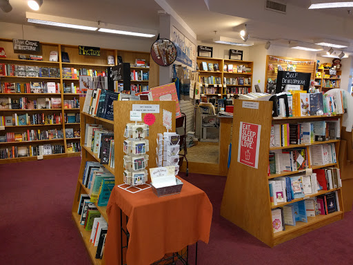 Book Store «Books On the Square», reviews and photos, 471 Angell St, Providence, RI 02906, USA