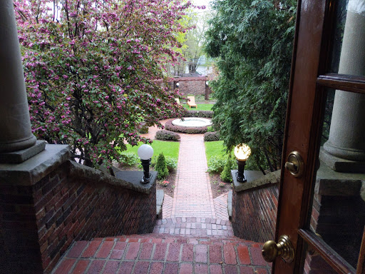 Bed & Breakfast «Showers Inn Bed & Breakfast», reviews and photos, 430 N Washington St, Bloomington, IN 47404, USA