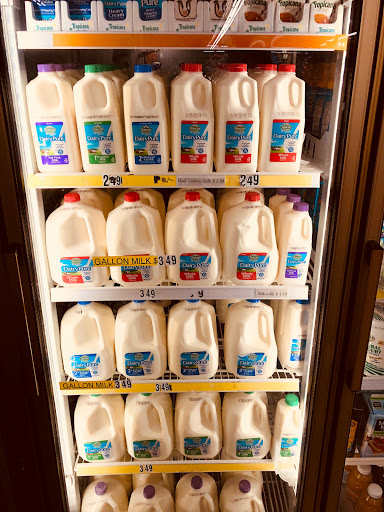 Grocery Store «Lake Village Market», reviews and photos, 904 Johnson Ave, Ronkonkoma, NY 11779, USA