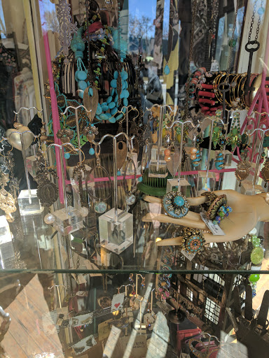 Home Goods Store «5 Green Boxes», reviews and photos, 1570 S Pearl St, Denver, CO 80210, USA