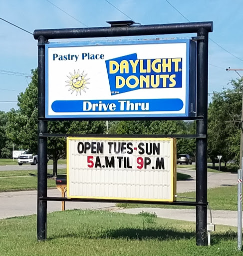 Donut Shop «Daylight Donuts», reviews and photos, 1500 East 61st St N, Park City, KS 67219, USA