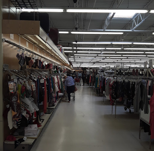 Thrift Store «Valley Thrift Store», reviews and photos, 1717 Woodman Dr, Kettering, OH 45420, USA