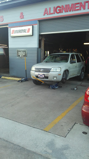 Tire Shop «Big T Tire Pros», reviews and photos, 1109 W Main St, Avon Park, FL 33825, USA