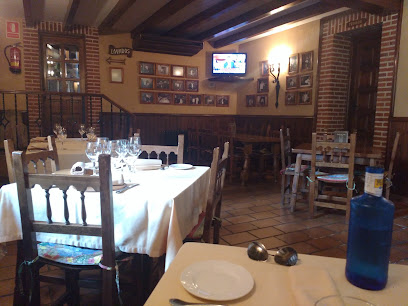 El Ermitaño Restaurante - Arrabal Huerta de los Salados, 49600 Benavente, Zamora, Spain