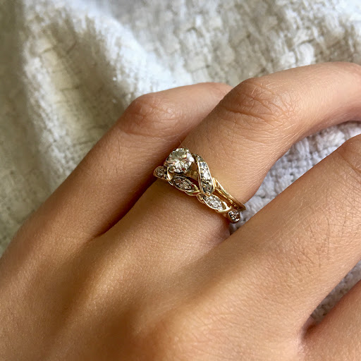 Jewelry Store «Morgan Jewelers - Clackamas Town Center», reviews and photos, 12000 SE 82nd Ave #2205, Happy Valley, OR 97086, USA