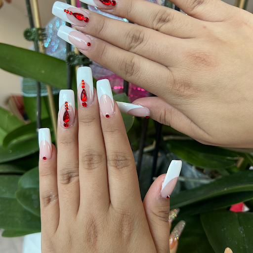 Gilroy Nails image
