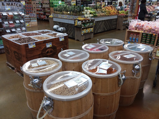 Grocery Store «Fresh Thyme Farmers Market- Fairborn», reviews and photos, 2850 Centre Dr, Beavercreek, OH 45324, USA