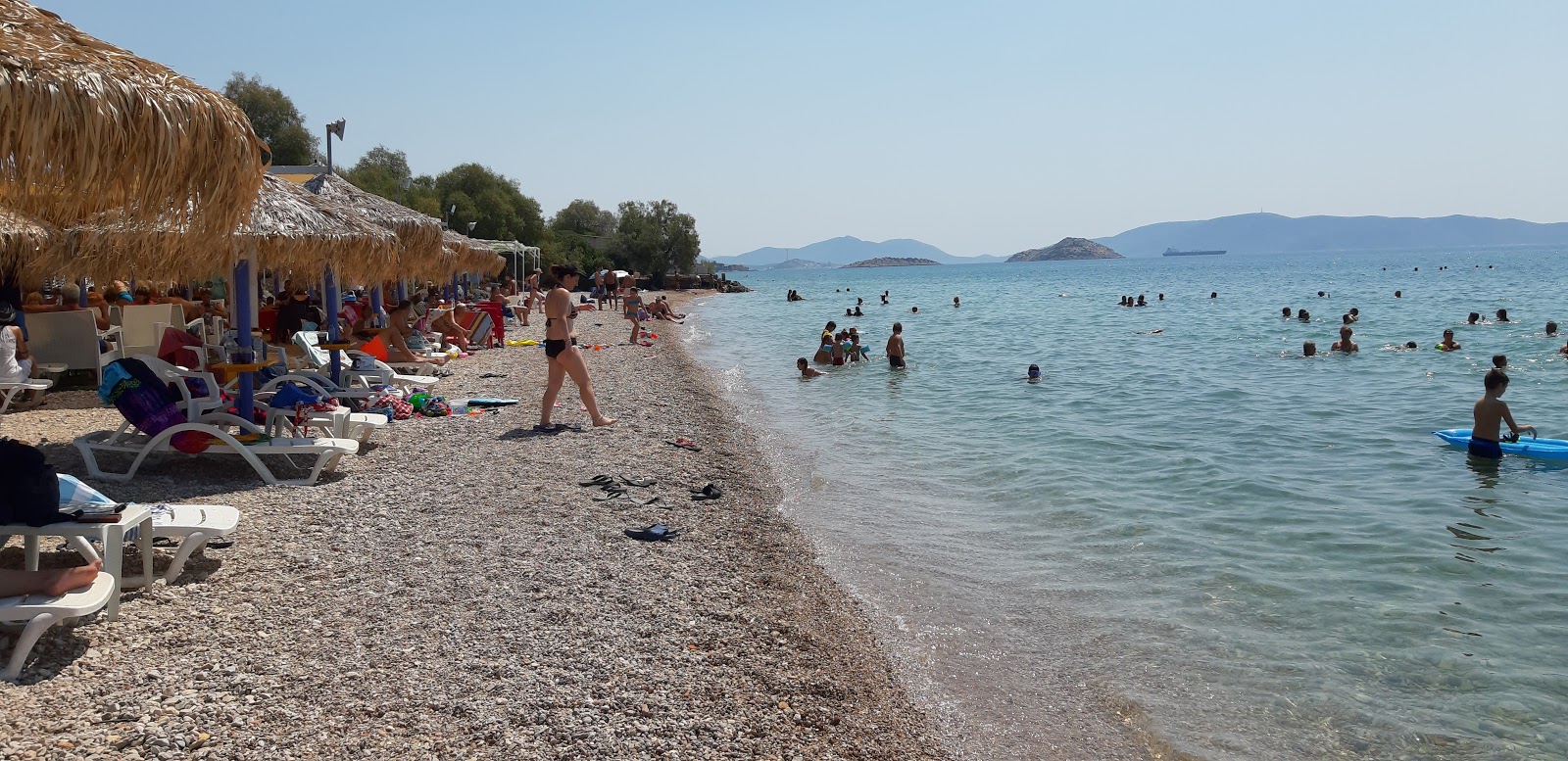 Fotografie cu Megara beach - locul popular printre cunoscătorii de relaxare