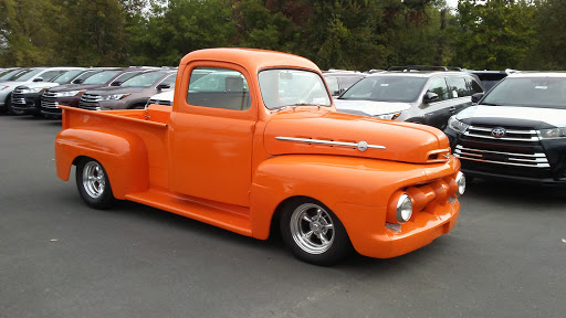 Car Dealer «Greentree Toyota», reviews and photos, 87 Federal Rd, Danbury, CT 06811, USA