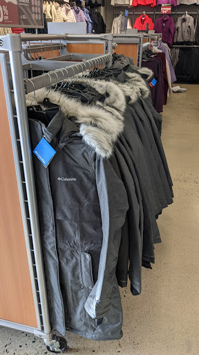 Western Apparel Store «Columbia Sportswear Outlet Store at Kittery Premium Outlets», reviews and photos, 375 US-1 K5-100, Kittery, ME 03904, USA