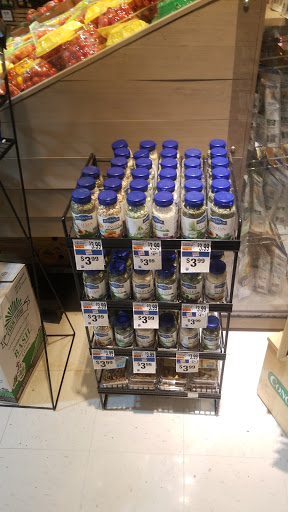 Grocery Store «Peapod by GIANT Food Stores», reviews and photos, 10 E Ridge Pike, Conshohocken, PA 19428, USA