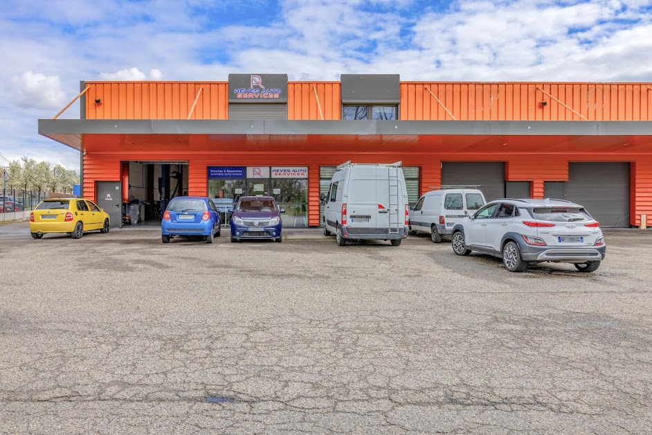 REVES AUTO-SERVICES à Irigny (Rhône 69)