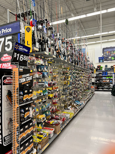 Discount Store «Walmart», reviews and photos, 67 Newtown Rd, Danbury, CT 06810, USA