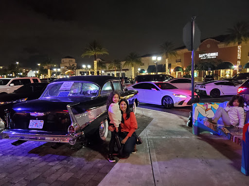 Clothing Store «Hollister Co.», reviews and photos, 14567 SW 5th St, Pembroke Pines, FL 33027, USA