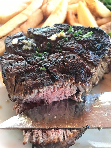 Seafood Restaurant «Gulfstream Café», reviews and photos, 1536 S Waccamaw Dr, Murrells Inlet, SC 29576, USA