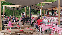 Atmosphère du Restaurant français Auberge du Lac à Saint-Fargeau - n°8