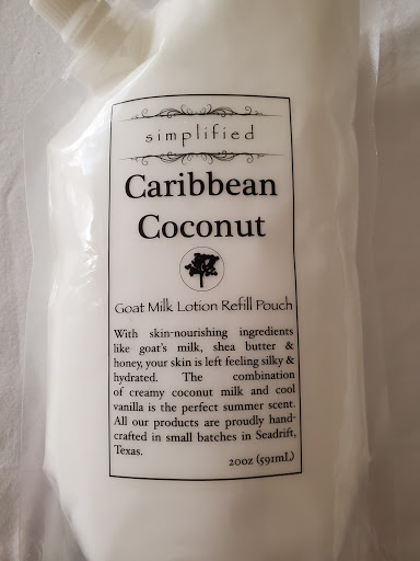 Gift Shop «Sisters Gifts & Boutiques», reviews and photos, 918 10th St, Floresville, TX 78114, USA