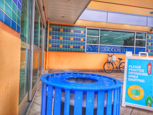 Non-Profit Organization «Goodwill-Newberg», reviews and photos