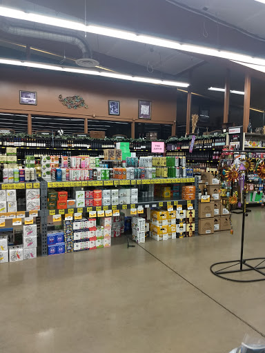 Grocery Store «Grocery Outlet Bargain Market», reviews and photos, 1755 NW 9th St #110, Corvallis, OR 97330, USA