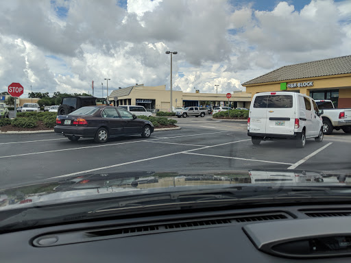 Shopping Mall «Lake Village Shopping MallKitchengaets», reviews and photos, 10601 US-441, Leesburg, FL 34788, USA