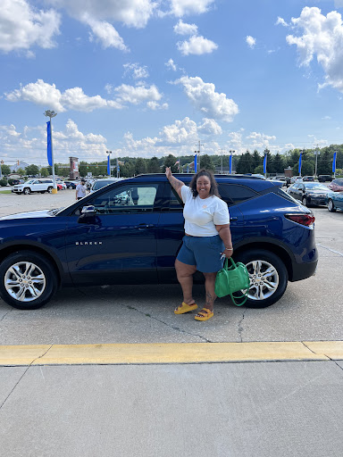 Car Dealer «Spitzer Chevrolet Northfield», reviews and photos, 333 E Aurora Rd, Northfield, OH 44067, USA