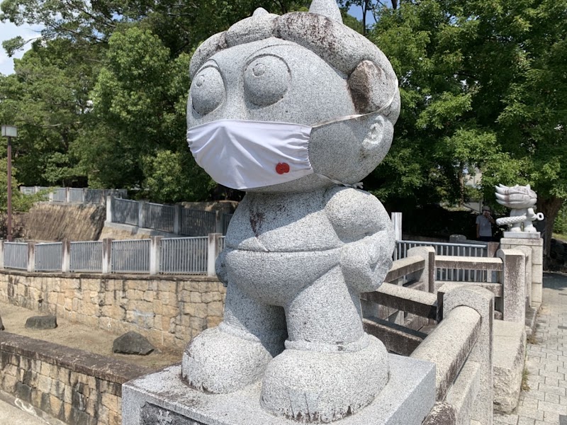 茨木童子石像
