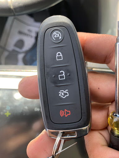 Locksmith «Lock Solutions Locksmith», reviews and photos, 11107 Burbank Blvd, North Hollywood, CA 91601, USA