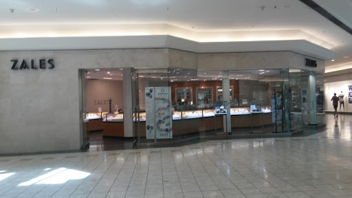 Jewelry Store «Zales –The Diamond Store», reviews and photos, 3101 PGA Boulevard, Palm Beach Gardens, FL 33410, USA