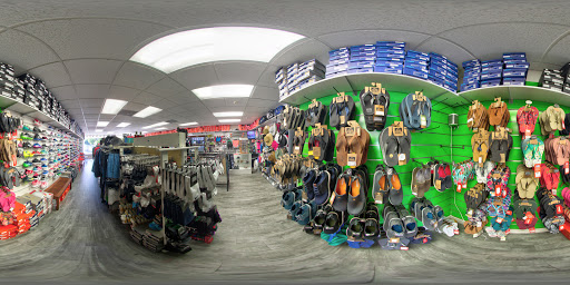 Tennis Store «The Court Sports Gear», reviews and photos, 79 Harbor Dr, Key Biscayne, FL 33149, USA
