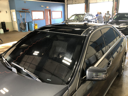 Car Wash «Wise Wash - Hand Car Wash and Detail Center», reviews and photos, 1811 W Wise Rd, Schaumburg, IL 60193, USA