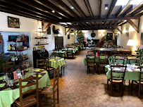 Atmosphère du Restaurant Relais du Gâtinais à Pithiviers - n°1
