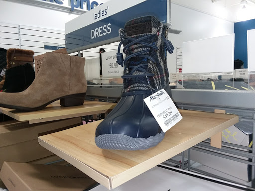 Shopping Mall «Southern Plaza Shopping Center», reviews and photos, 4200 S East St, Indianapolis, IN 46227, USA