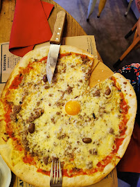 Pizza du Restaurant de hamburgers Chez Domi à Nice - n°17