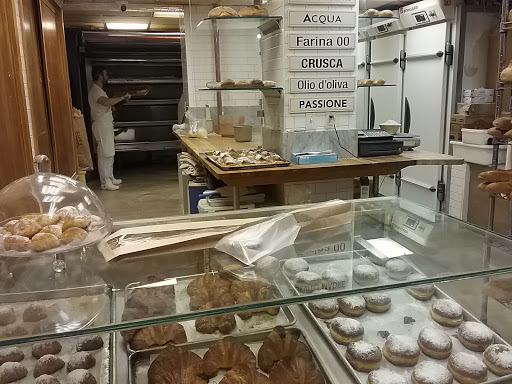 Shopping Mall «Faneuil Hall Marketplace», reviews and photos, 4 S Market St, Boston, MA 02109, USA